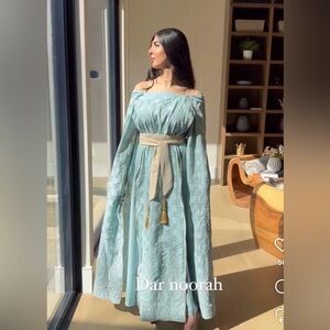 Women's Off-Shoulder Dress - Light Blue